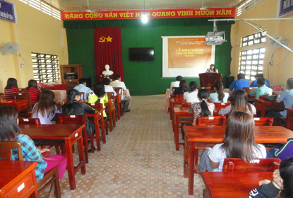 Lễ khai giảng nghề Phi Nông Nghiệp năm 2017 tại TTGDNN-GDTX