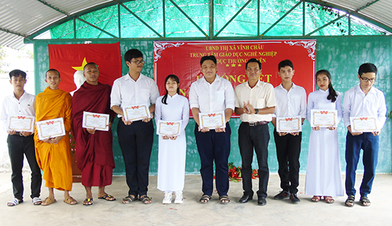 Lễ tổng kết năm học