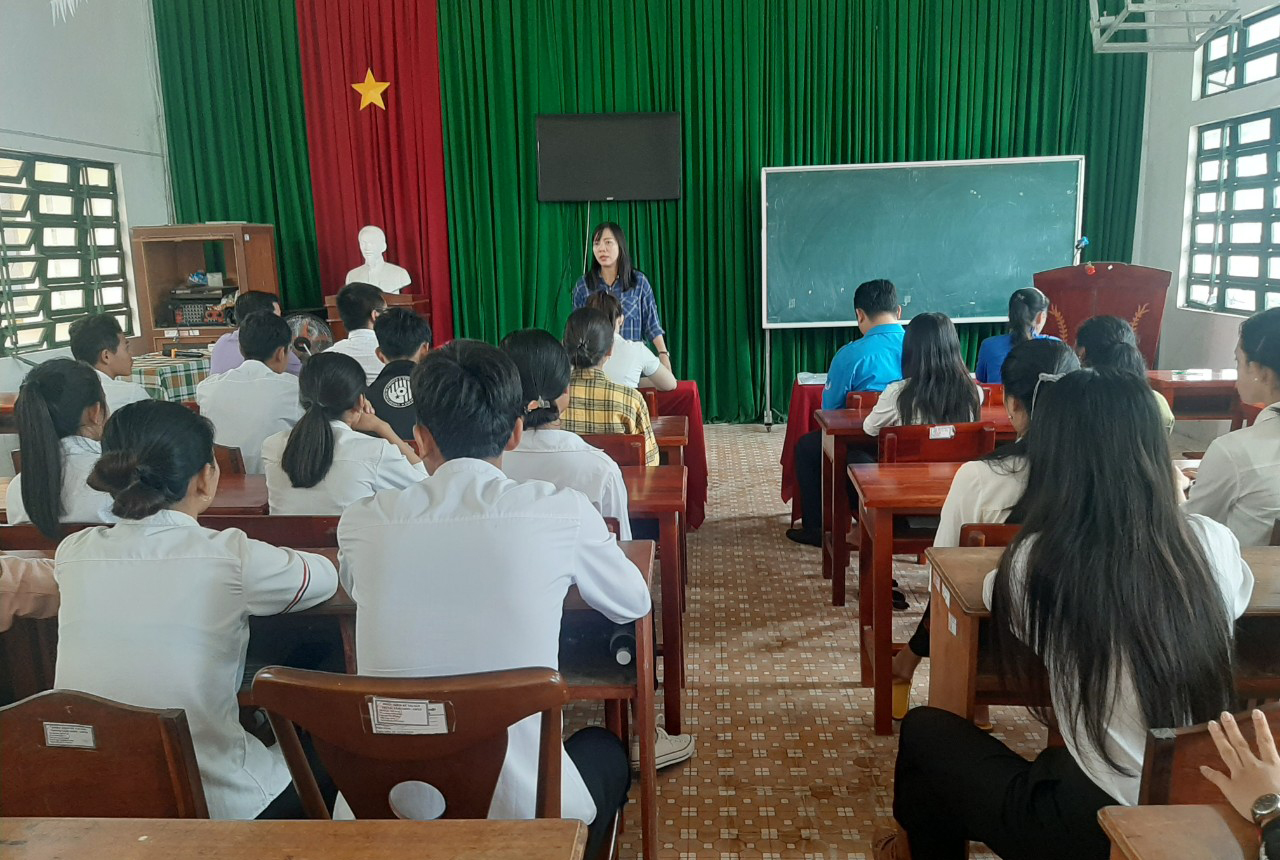 Tiếp sức mùa thi năm 2020