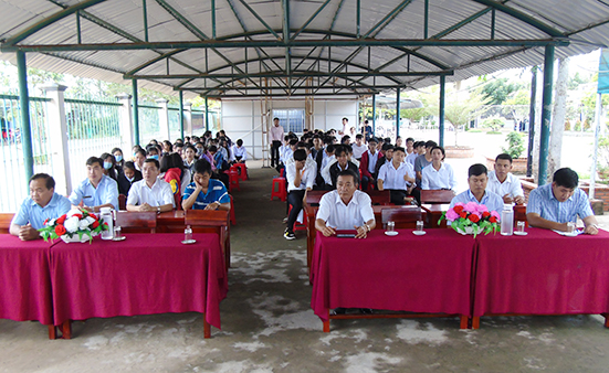 Khai giang trung cấp nghề