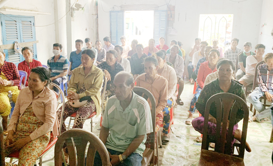 lễ khai giảng lớp Chăn nuôi bò và Trồng hành