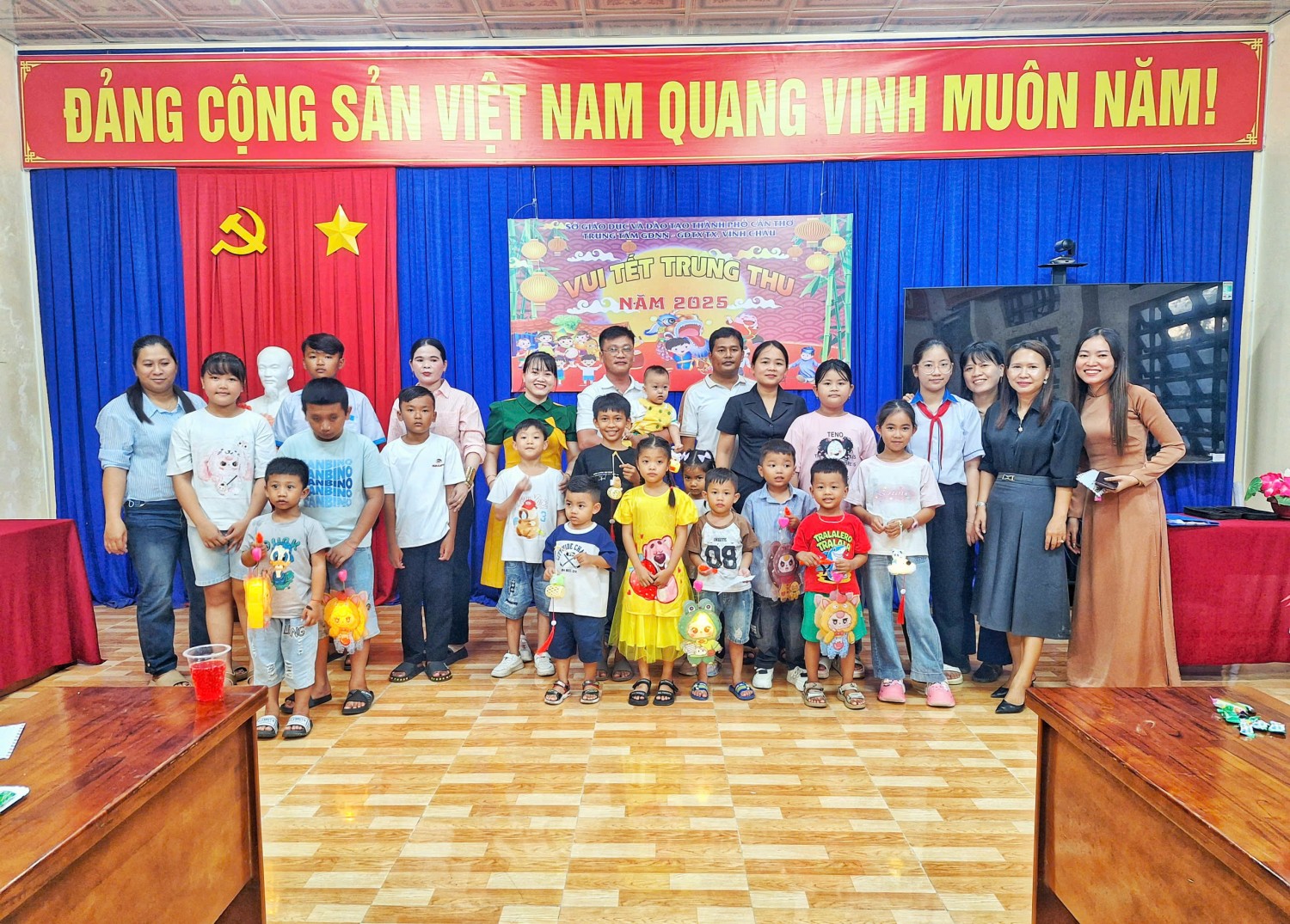 VUI TẾT TRUNG THU NĂM 2025